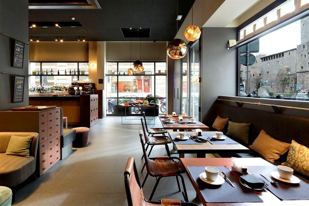 Grand Hotel Central, Small Luxury Hotels Barcelona Restaurant foto Interior of a restaurant